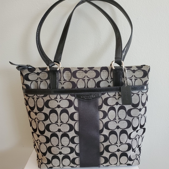 Coach Handbags - Coach Black and Gray Signature Purse